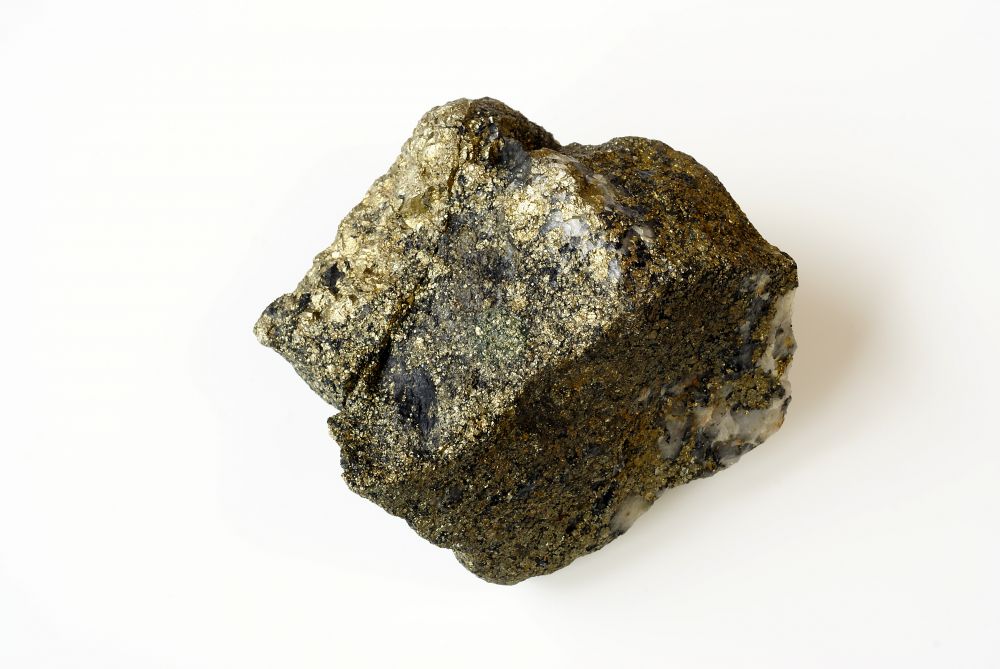 What Mineral Has A Yellow Streak